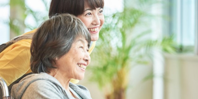 未経験で介護職にチャレンジした方の体験談